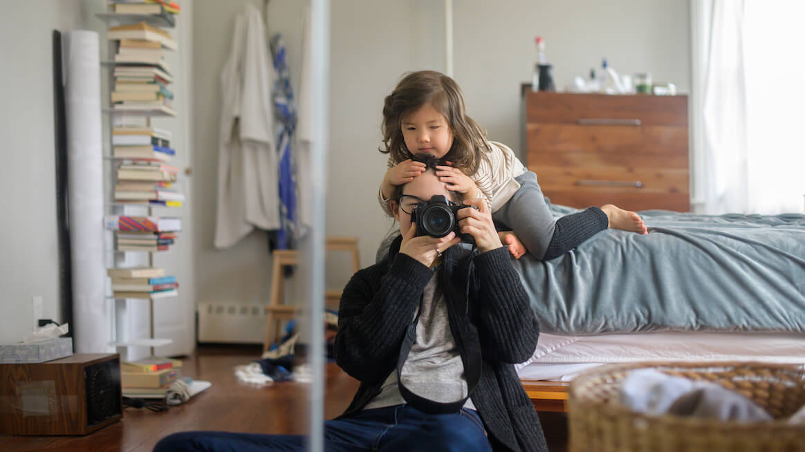 inner-child-work-photographer-with-child-taking-photo-together